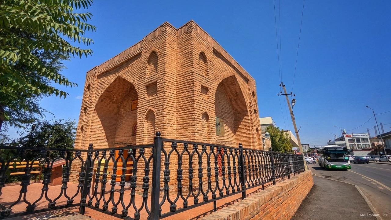 «Karashash Ana» Mausoleum